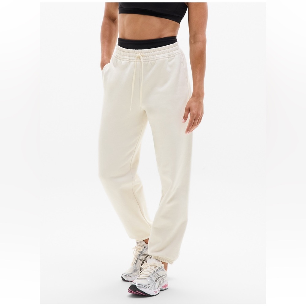 Athleta Forever Fleece Mid Rise Jogger!  Size LP!  NWT!